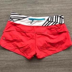 Lululemon run shorts size 6